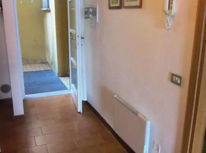 Il Balcone Sul דירה Magreglio